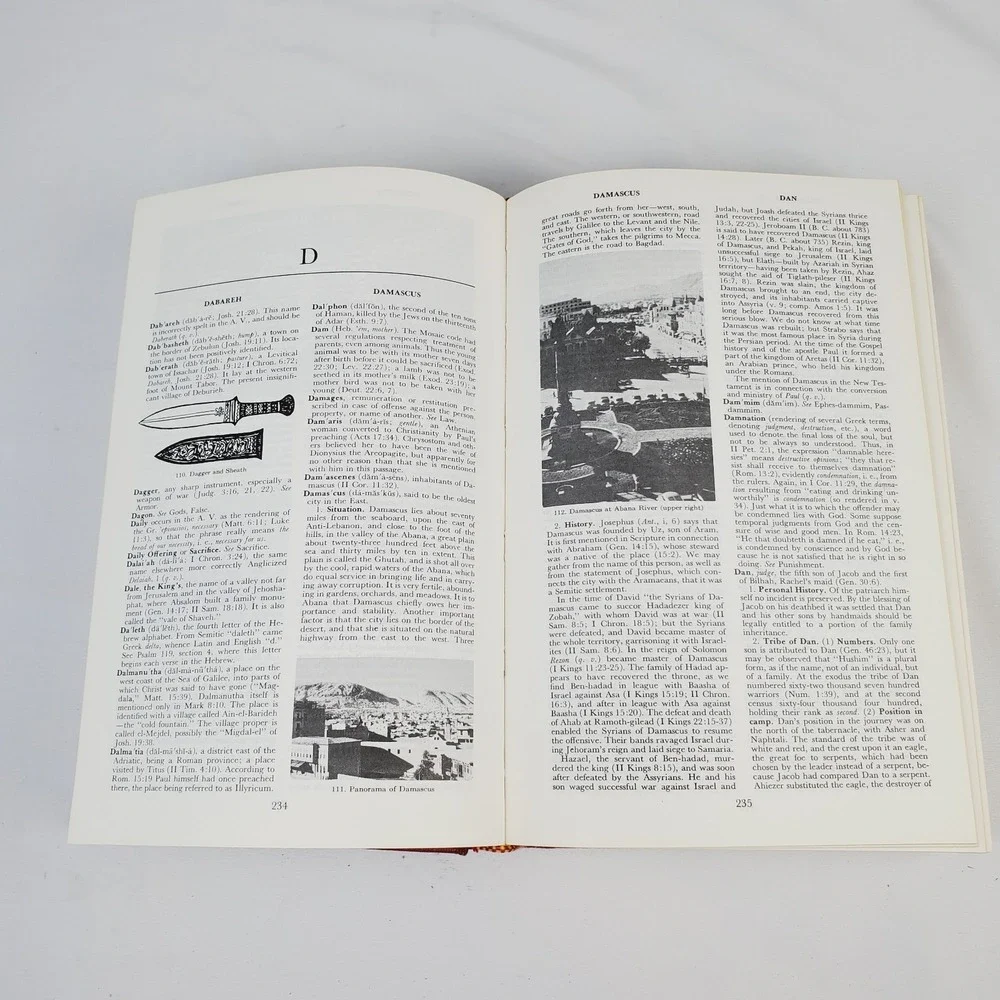 Vintage 1972 Printing Red Hardcover-Unger's Bible Dictionary-Moody Press